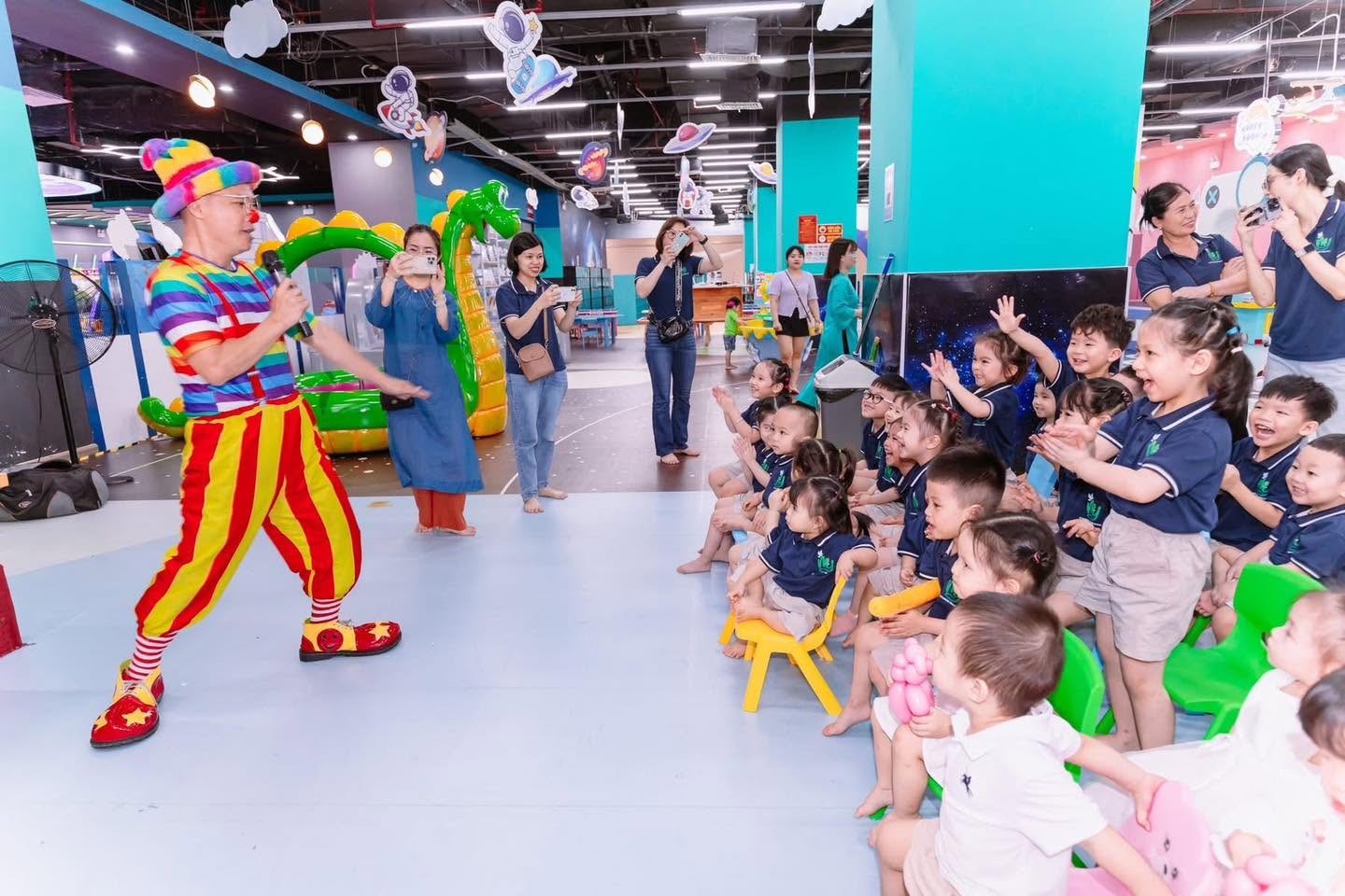 Thuê Chú Hề MC Hoạt Náo Trường Học Hà Nội | Chú Hề Event